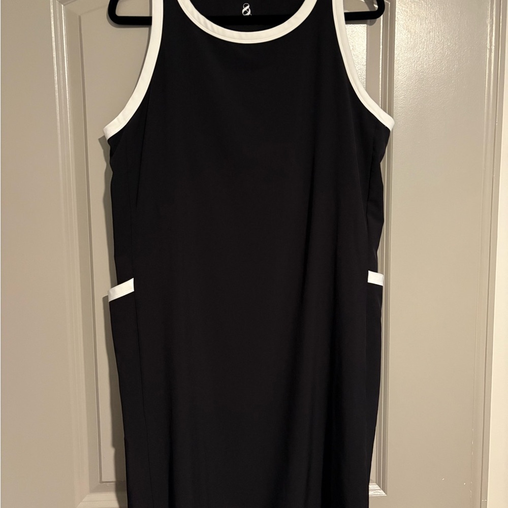 Lou & Grey Black and White Sleeveless Athletic Dress - Picture 2 of 6